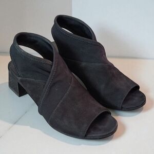 Eileen Fisher Lucca Leather Sandal In Black Size Women's 8  Retail$279